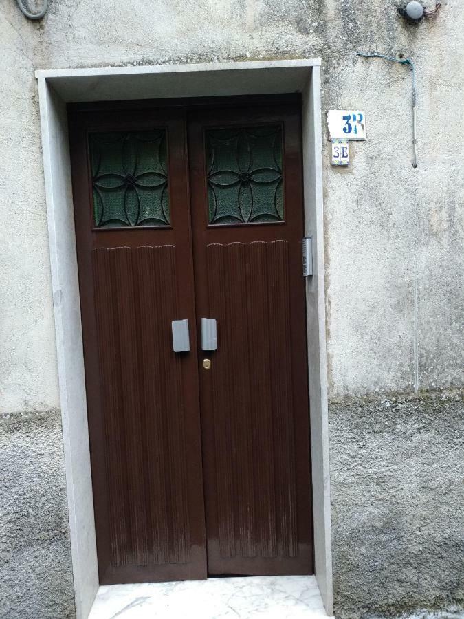 Casa Donna Franca Lejlighed Castiglione De Sicilia Eksteriør billede